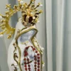 Virgen de Fátima con palomas